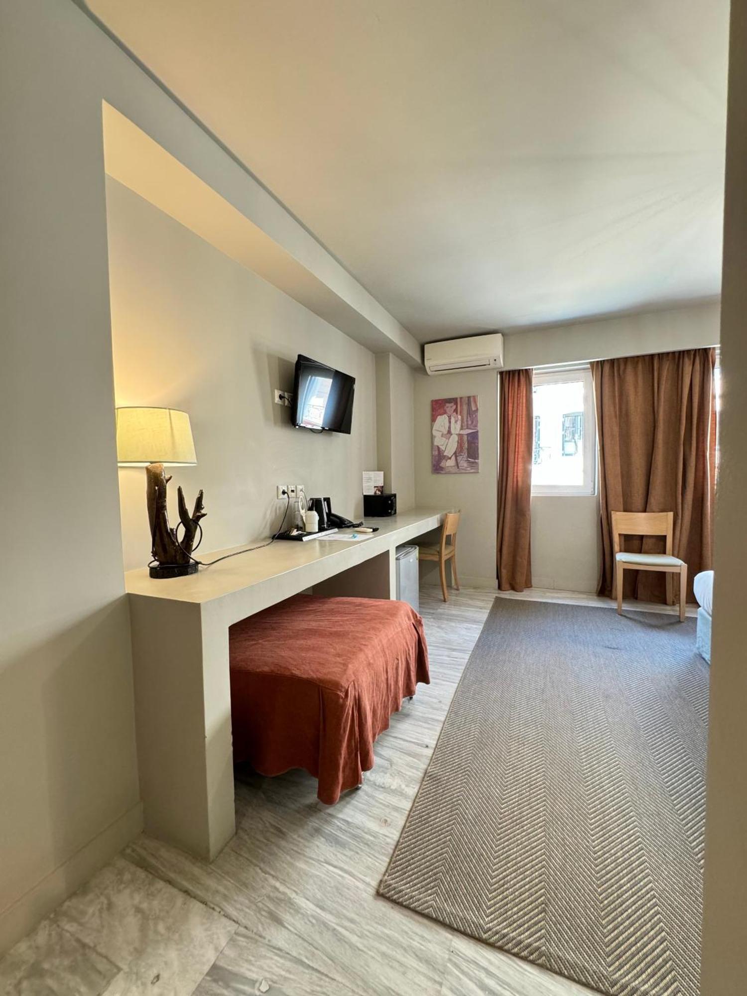 Lotus Center Apartment Athena Bagian luar foto