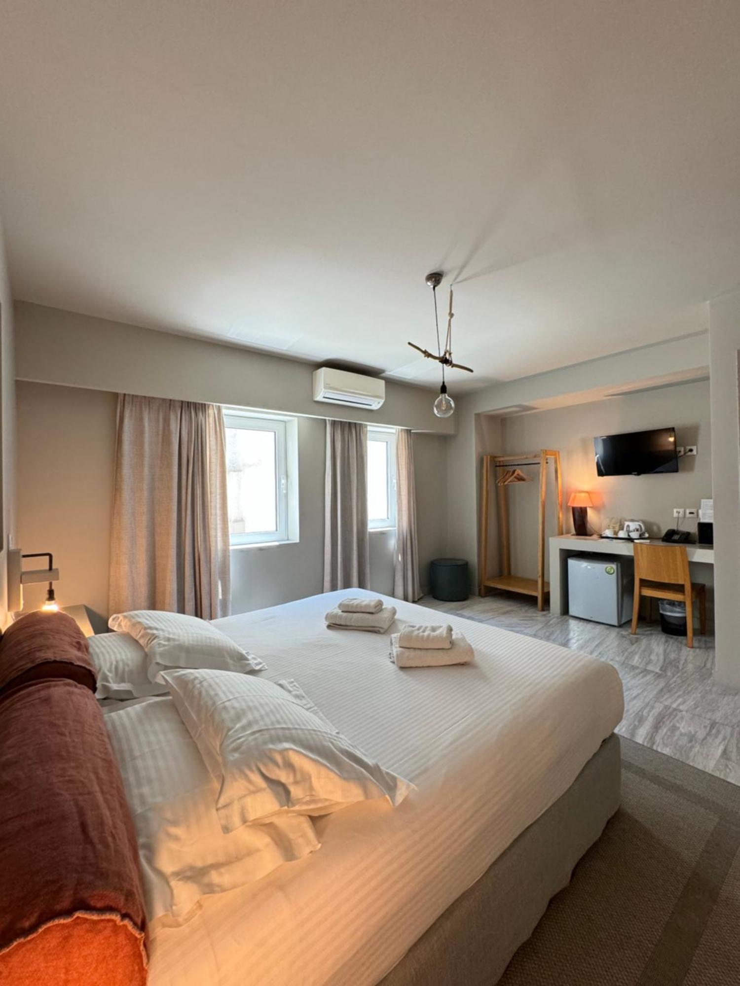 Lotus Center Apartment Athena Bagian luar foto